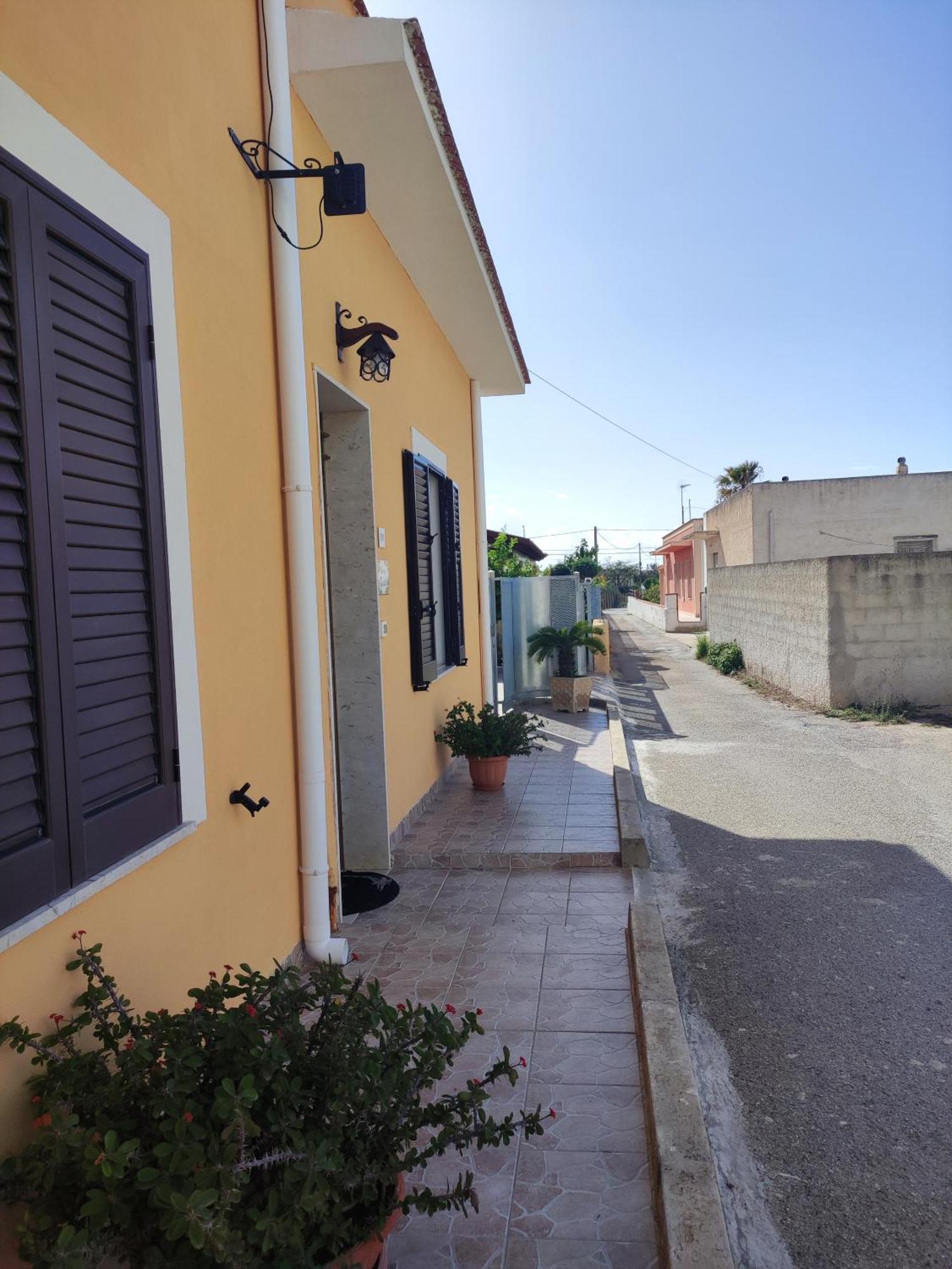 Casa Vacanze Nonna Tuzza Marsala Ngoại thất bức ảnh